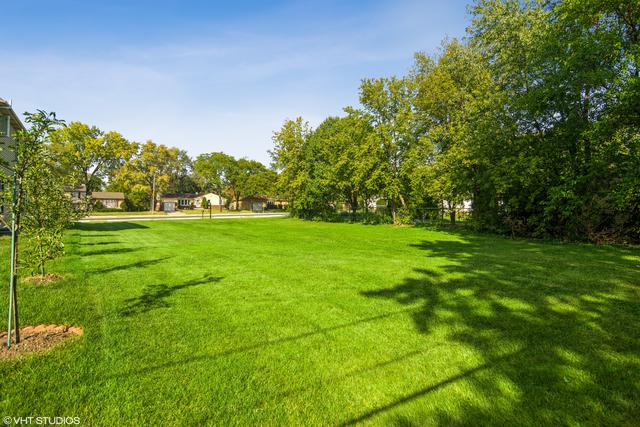 1315 E. Palatine Rd., Palatine, IL 60074