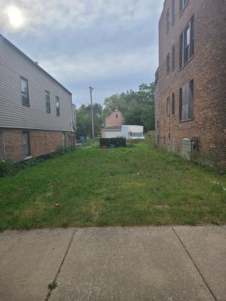 5210 S. Paulina St., Chicago, IL 60609