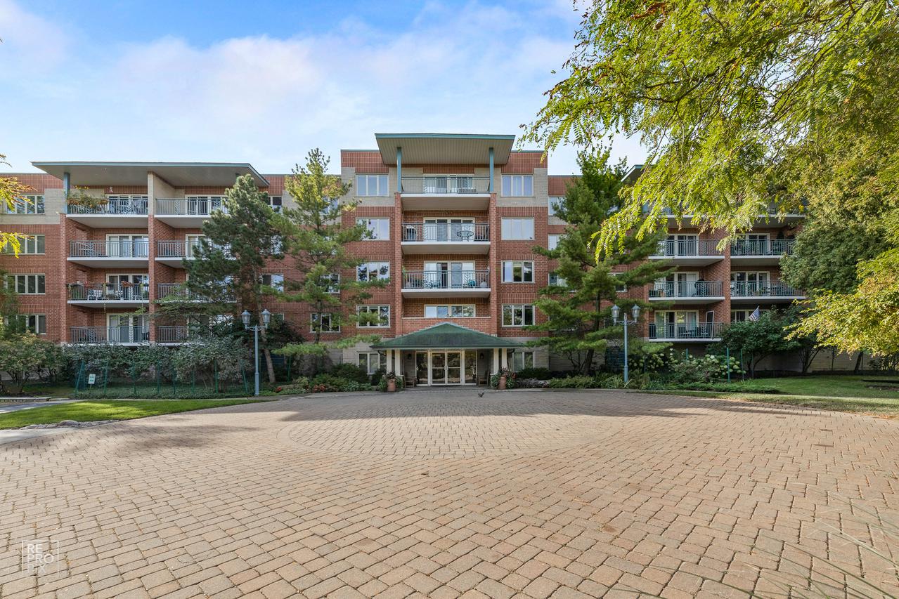 3900 W Bryn Mawr Ave. #505, Chicago, IL 60659