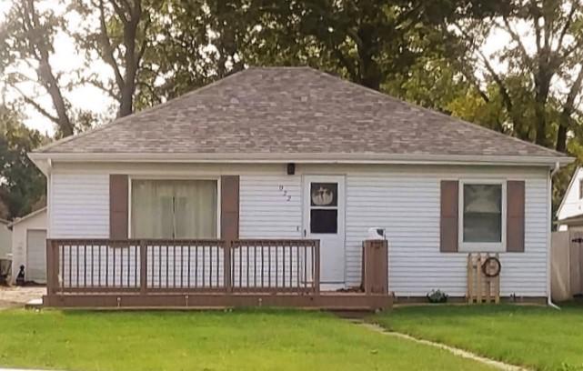 922 E Orleans St., Paxton, IL 60957