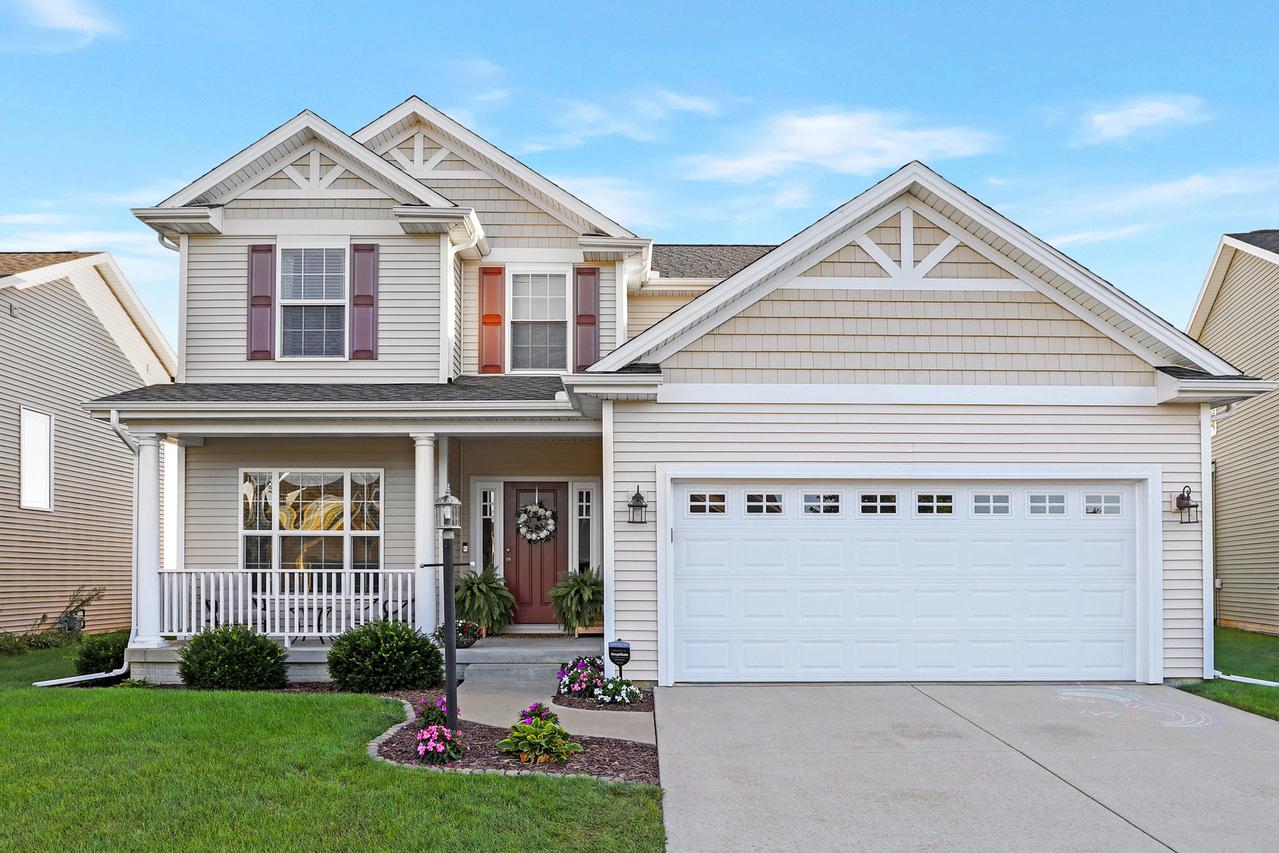 103 Gentian, Savoy, IL 61874