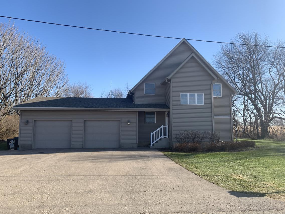 11791 N Leaf River Rd., Leaf River, IL 61047