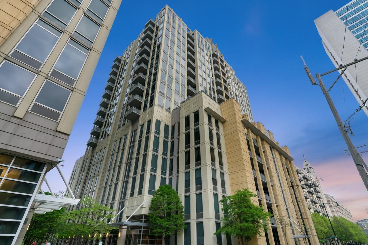 720 N Larrabee St. #1511, Chicago, IL 60654
