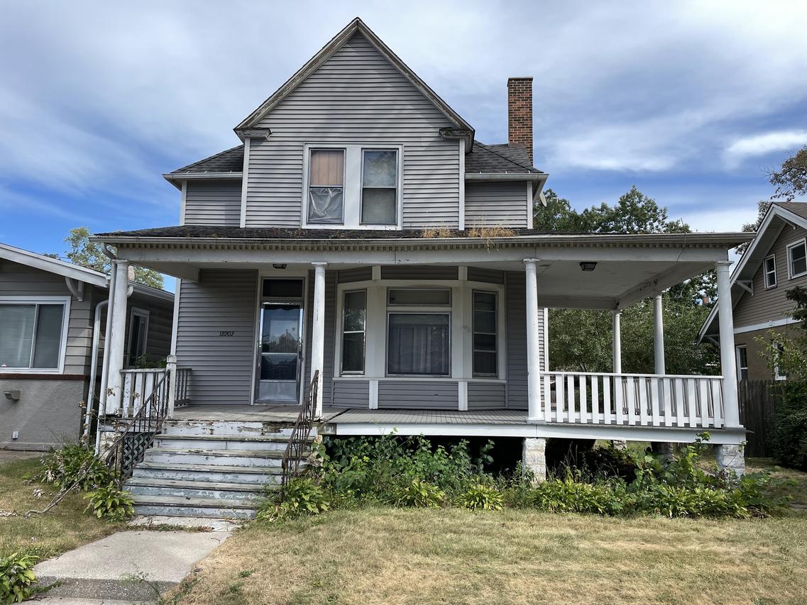 12207 S Eggleston Ave., Chicago, IL 60628