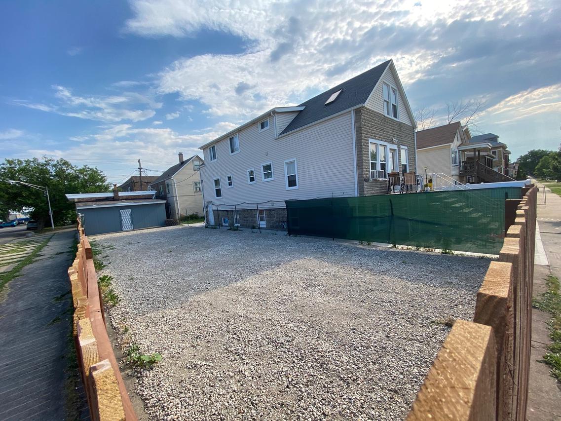 5701 W 64th Pl., Chicago, IL 60638
