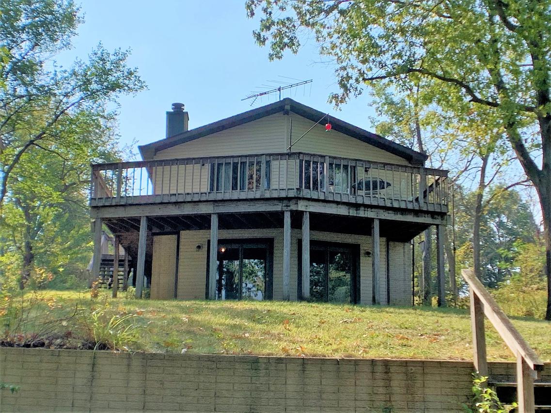 245 Lake Thunderbird Dr., Putnam, IL 61560