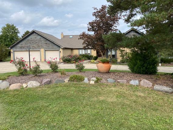 1320 Dunheath Dr., Inverness, IL 60010