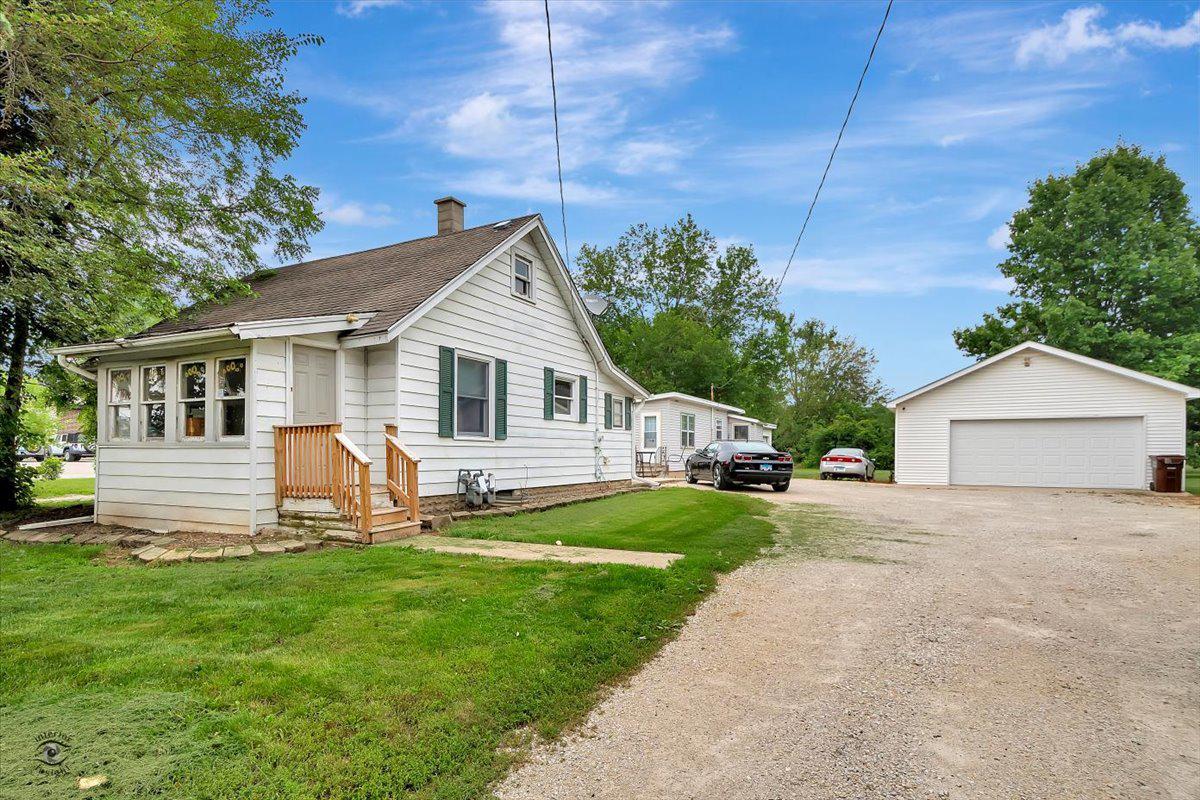 1224 N Cedar Rd., New Lenox, IL 60451