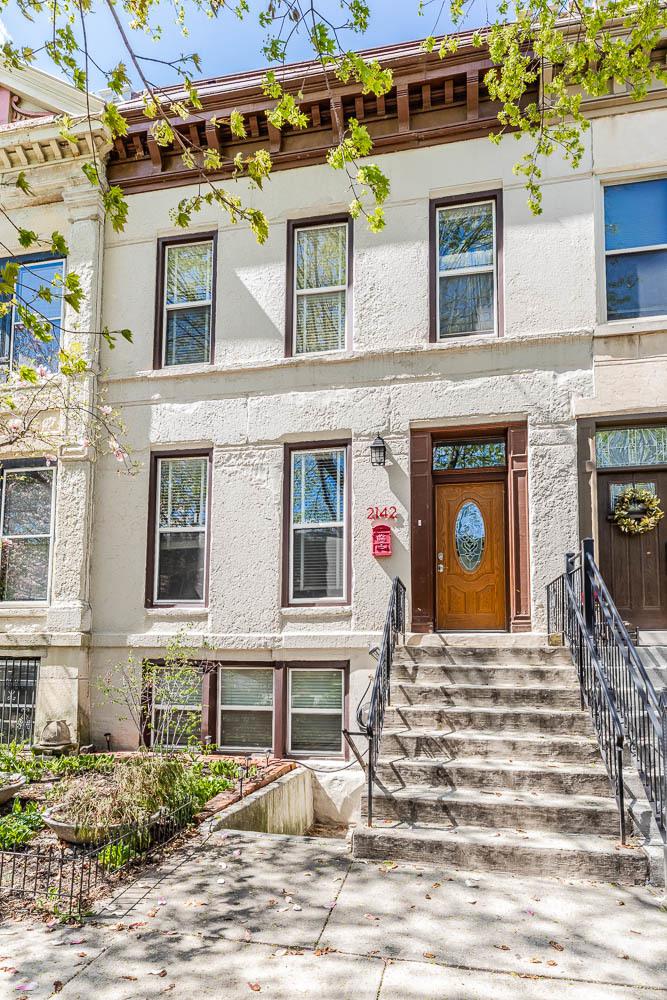 2142 W Bowler St., Chicago, IL 60612