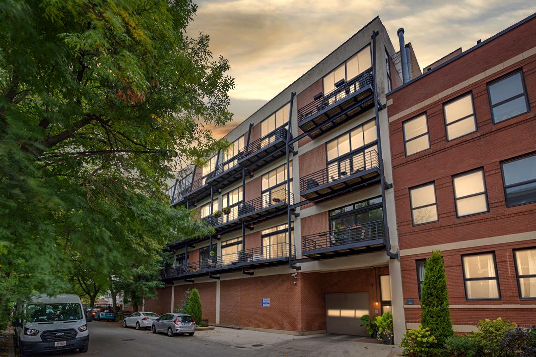 2012 W Saint Paul Ave. #301, Chicago, IL 60647