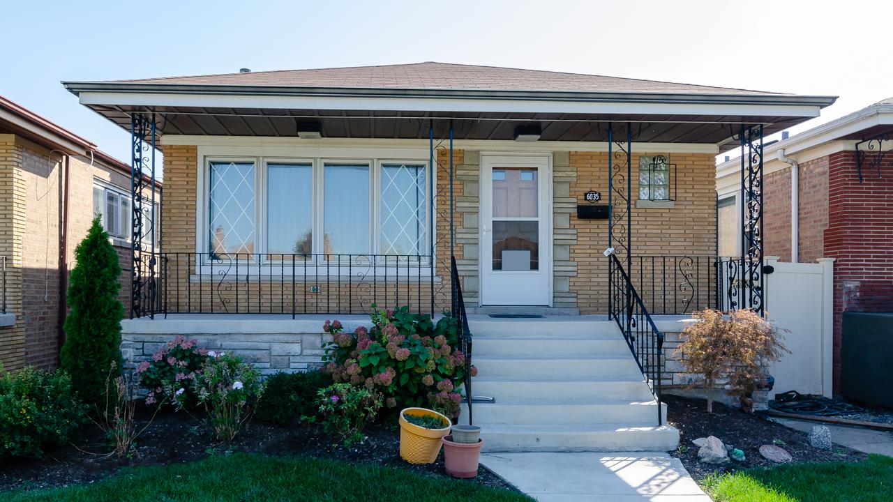 6035 W 64th St., Chicago, IL 60638