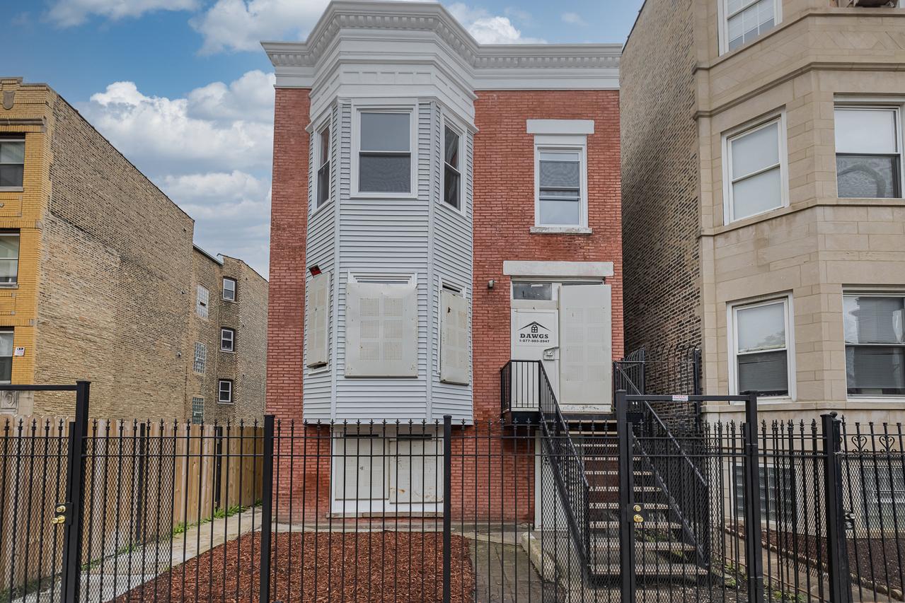 4455 W Jackson Blvd., Chicago, IL 60624