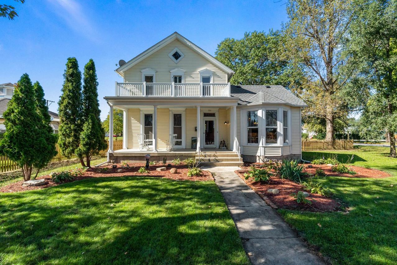 520 S Broadway St., Coal City, IL 60416