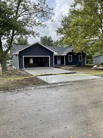 501 W Frederick St., Thomasboro, IL 61878