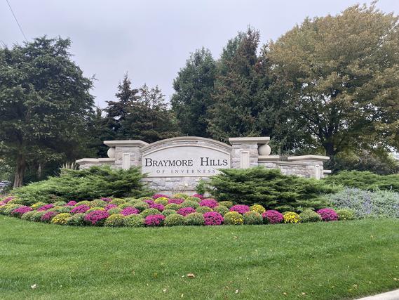 1355 Macalpin Dr., Inverness, IL 60010