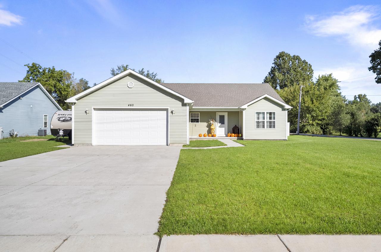 460 W Maple St., Coal City, IL 60416