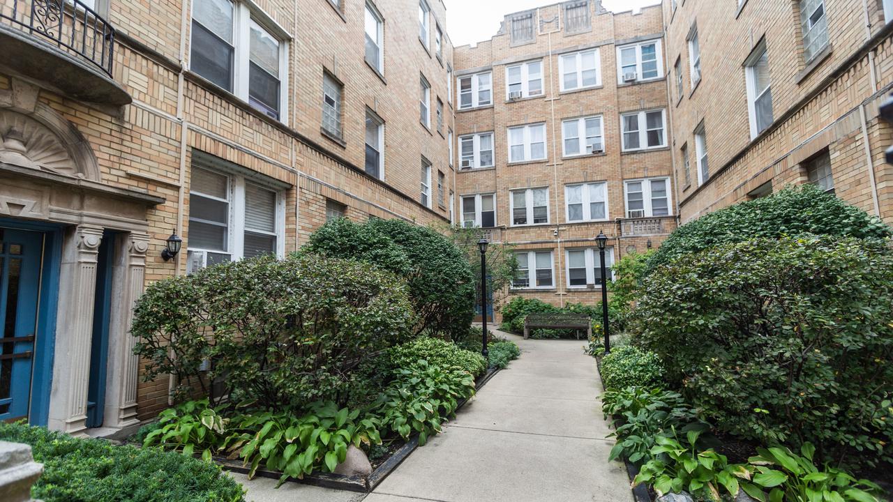 840 W Ainslie St. #DC, Chicago, IL 60640