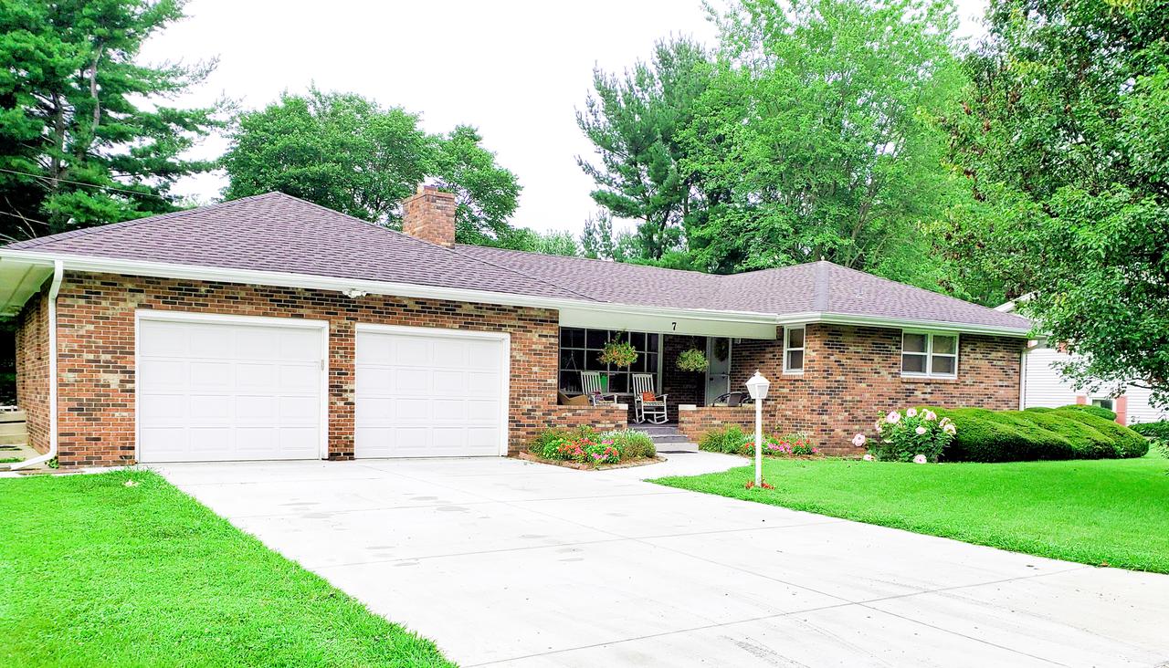 7 Allen Dr., Moweaqua, IL 62550