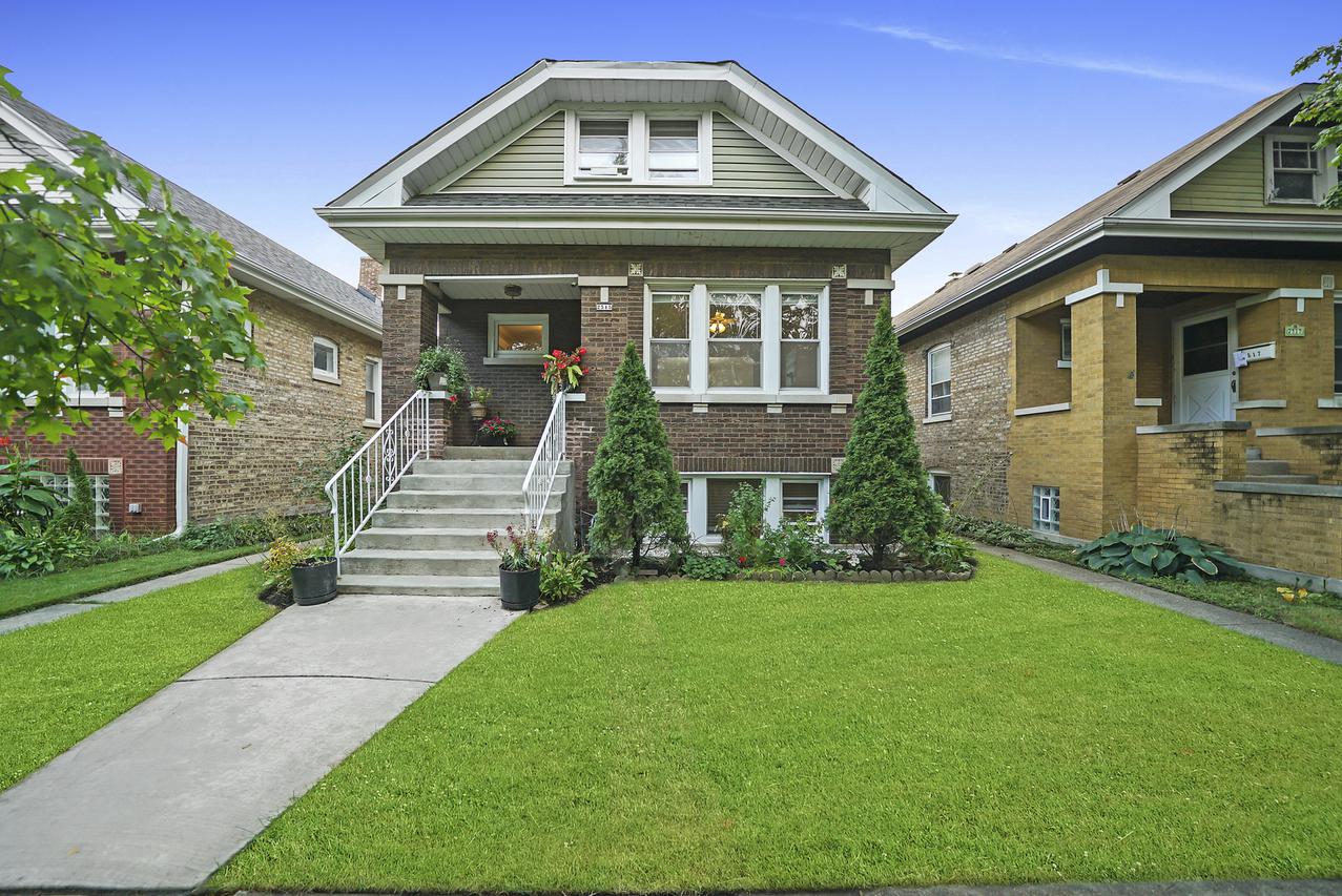 2515 Euclid Ave., Berwyn, IL 60402