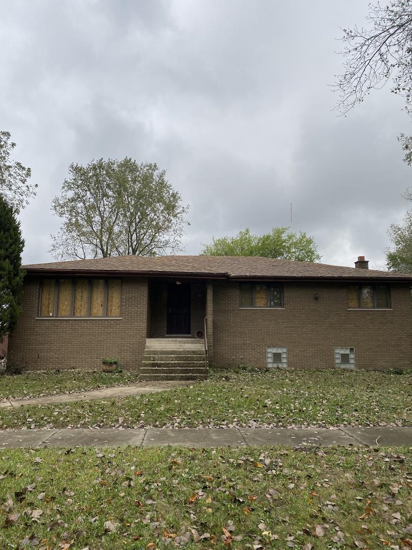 14315 S Manistee Ave., Burnham, IL 60633