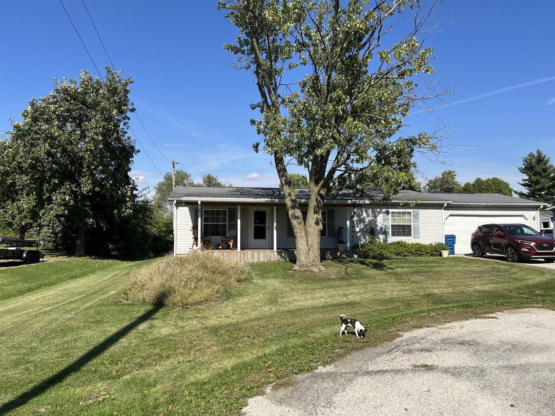 706 W Clark St., Thomasboro, IL 61878
