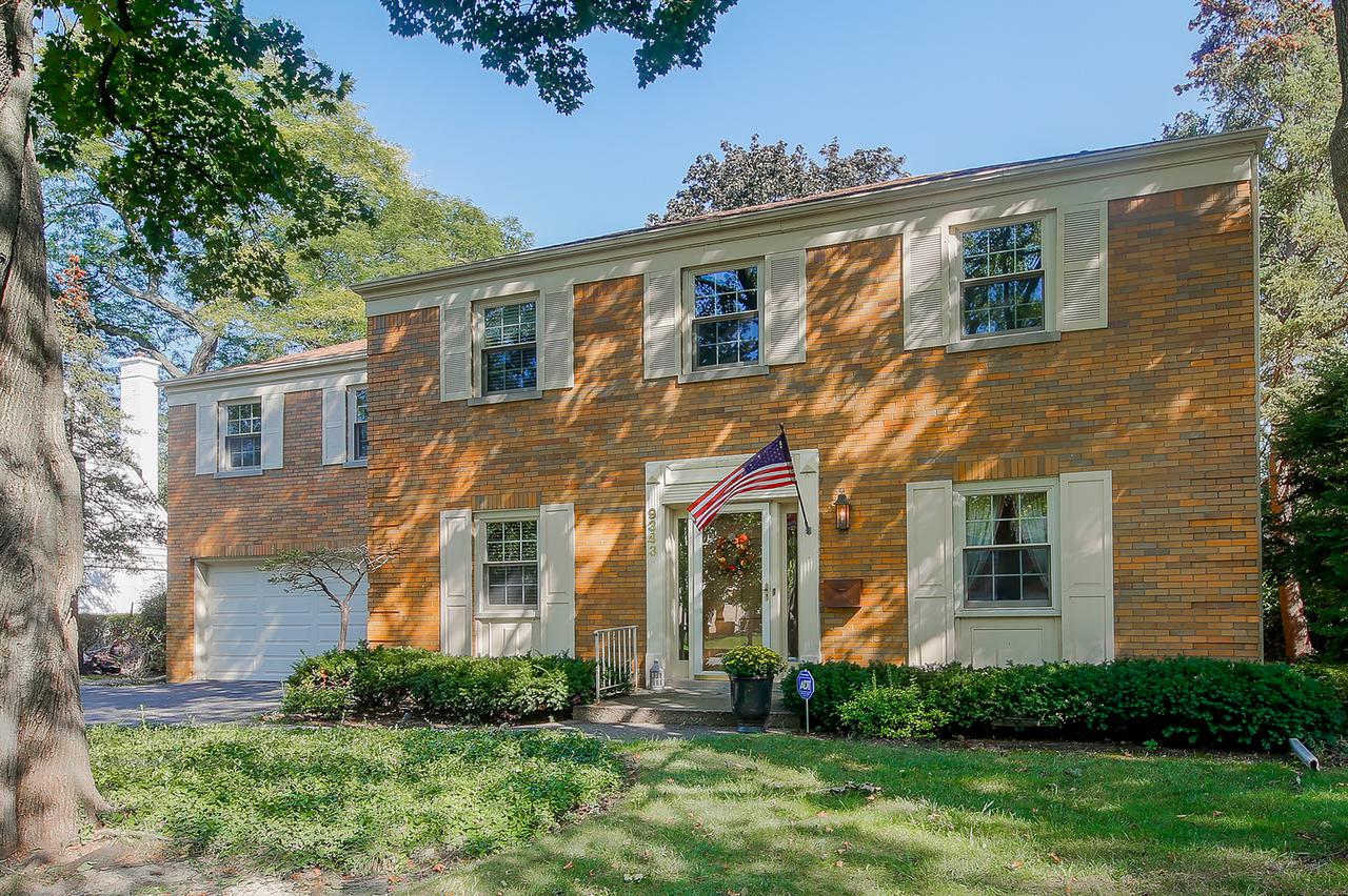 9343 Hamlin Ave., Evanston, IL 60203