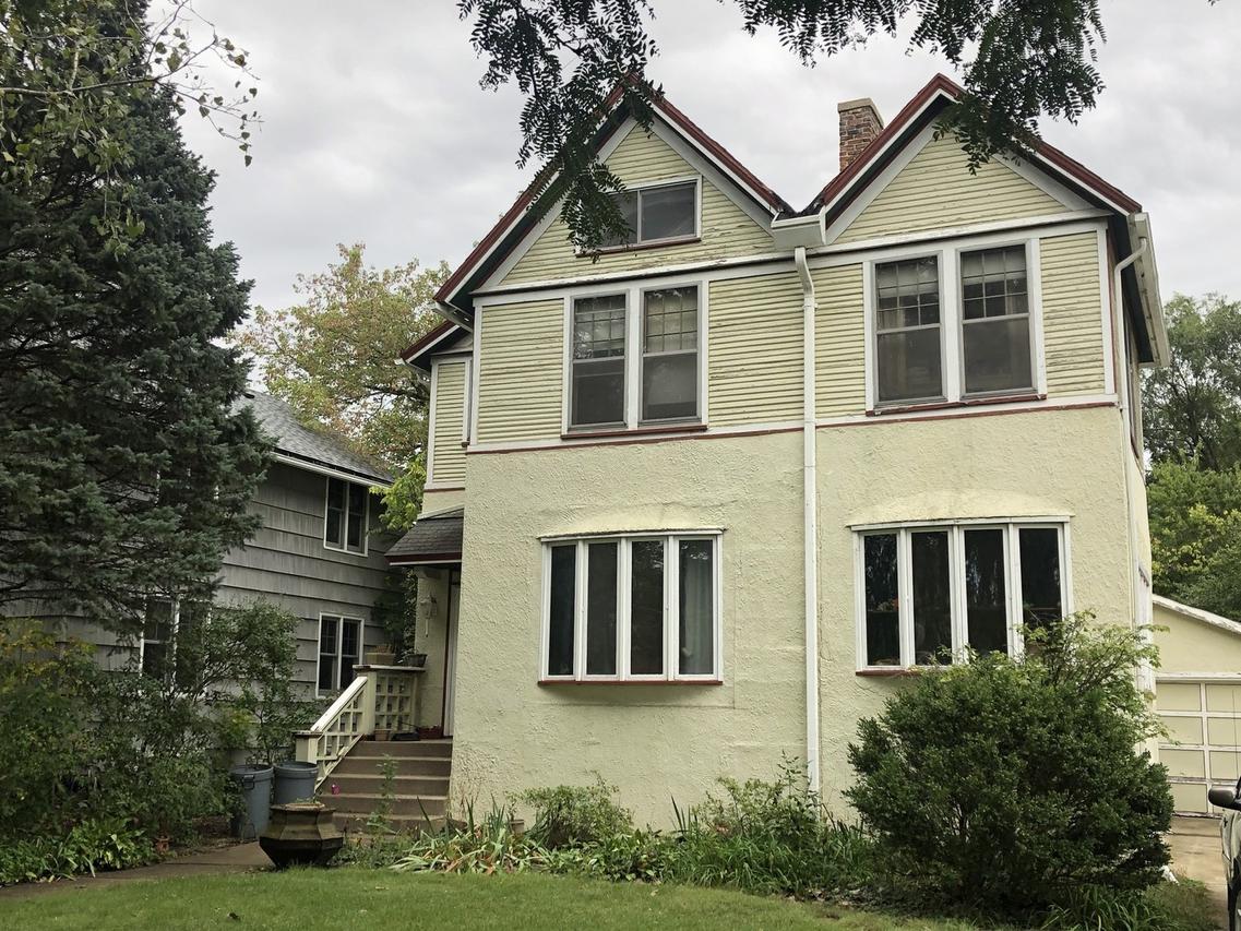 329 7th Ave., La Grange, IL 60525