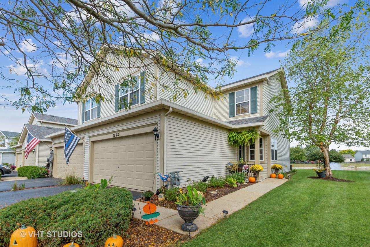 1798 N Wentworth Cir., Romeoville, IL 60446