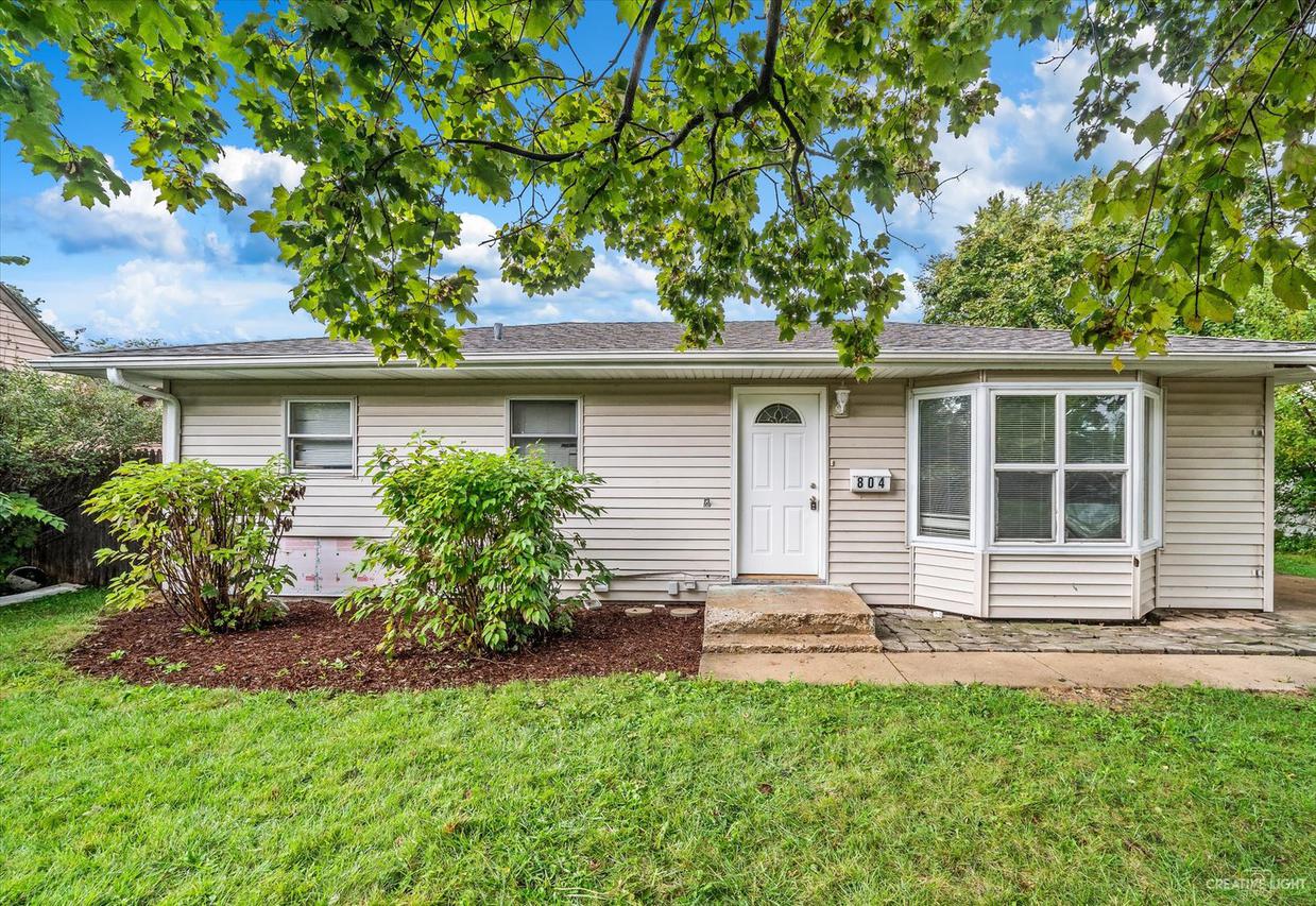 806 W Jones St., Plano, IL 60545