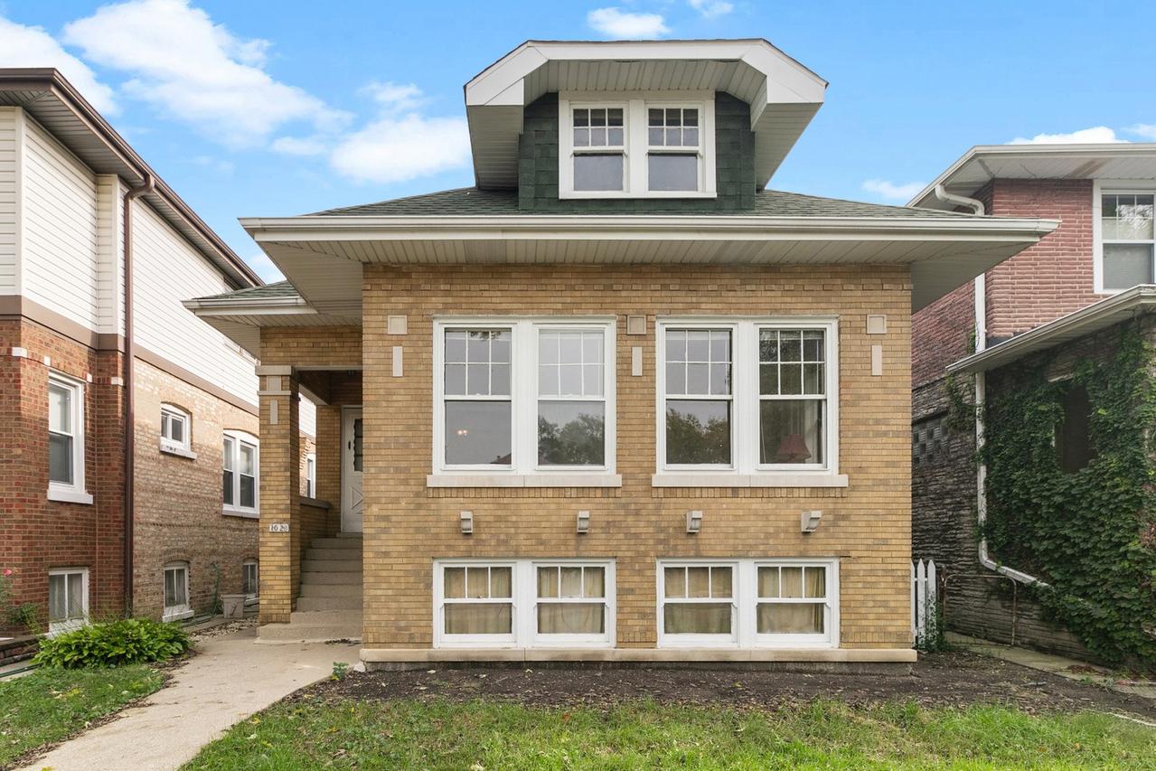 1028 N Taylor Ave., Oak Park, IL 60302