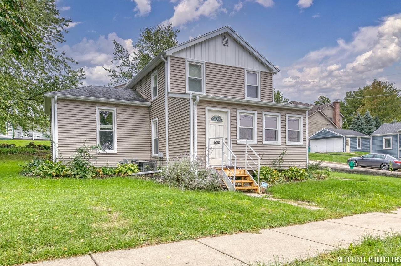 600 Porter St., Lemont, IL 60439