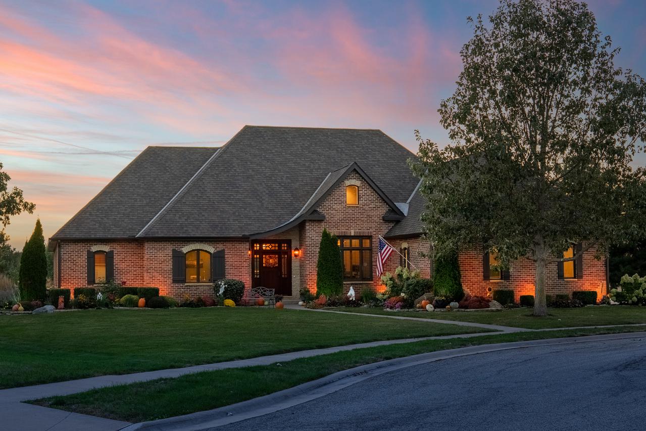 20 Gunia Ave., Peru, IL 61354