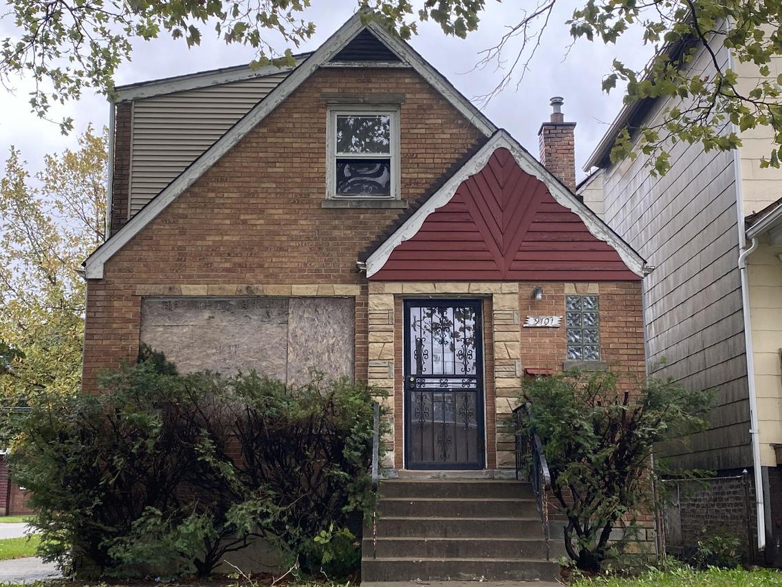 9101 S Dobson Ave., Chicago, IL 60619
