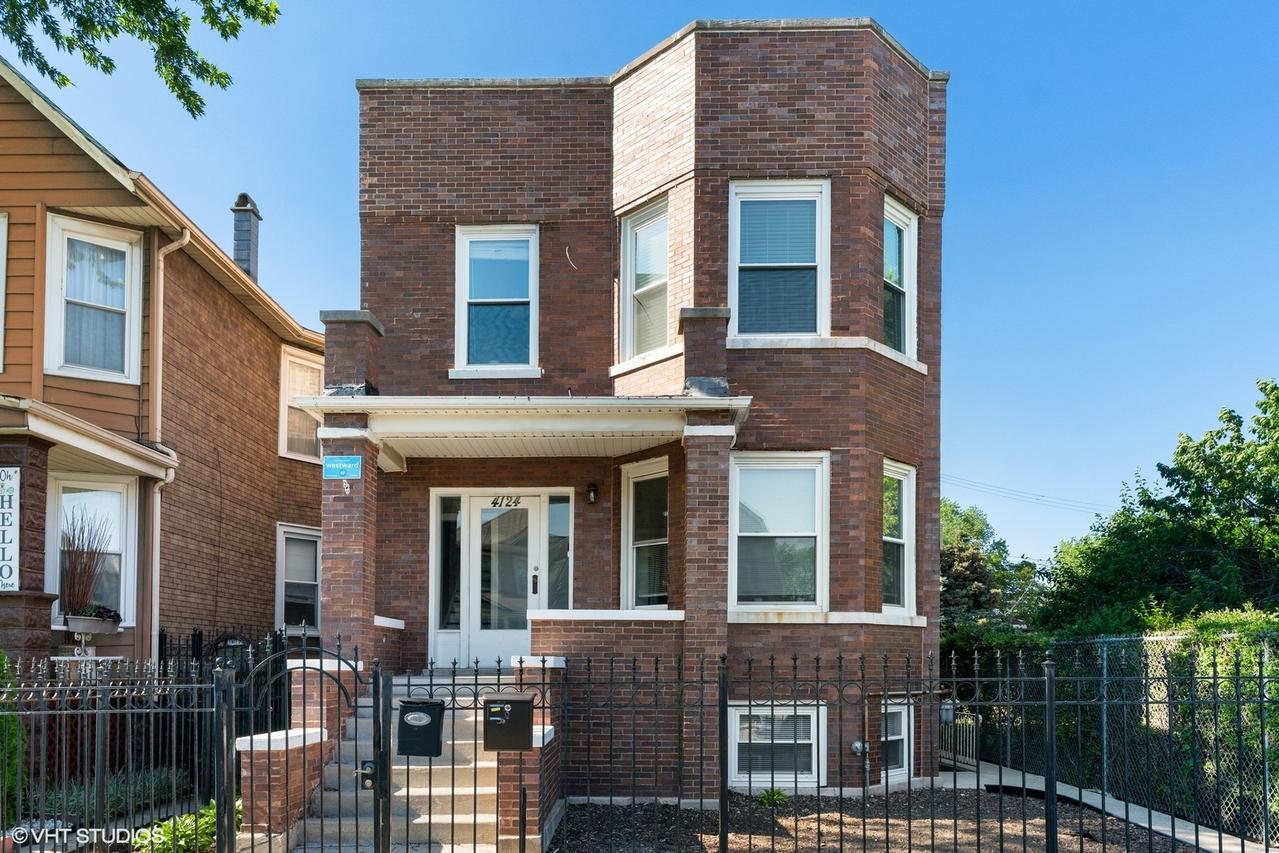 4124 W School St., Chicago, IL 60641