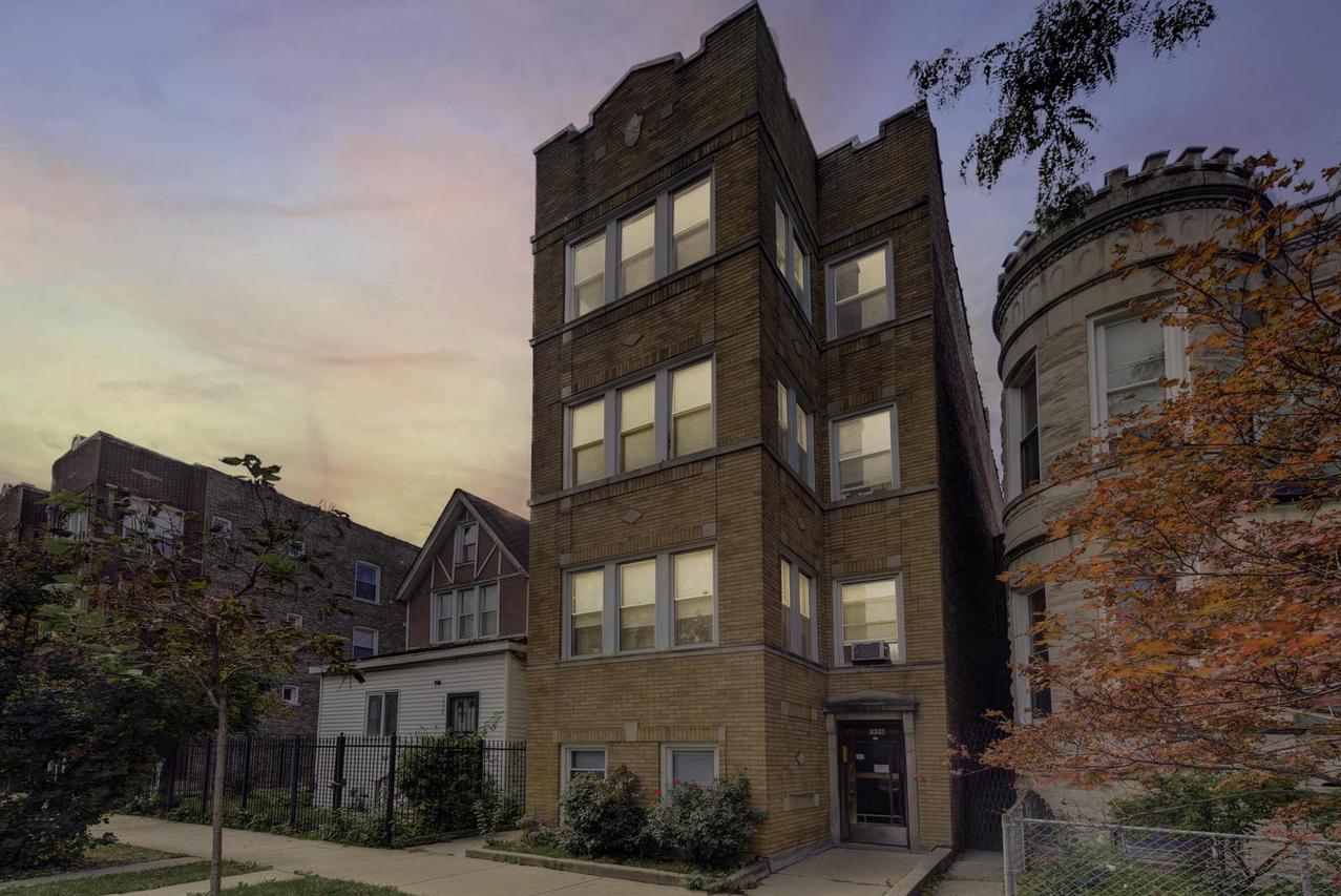 1906 S Lawndale Ave., Chicago, IL 60623