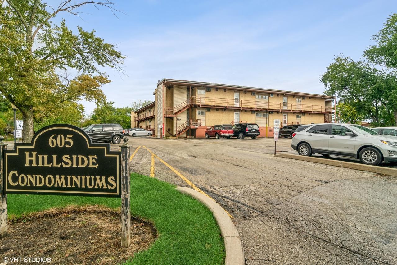 605 N Wolf Rd. #F3, Hillside, IL 60162