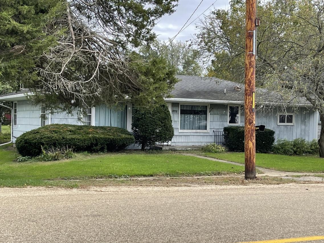 27858 2600 East St., Van Orin, IL 61374