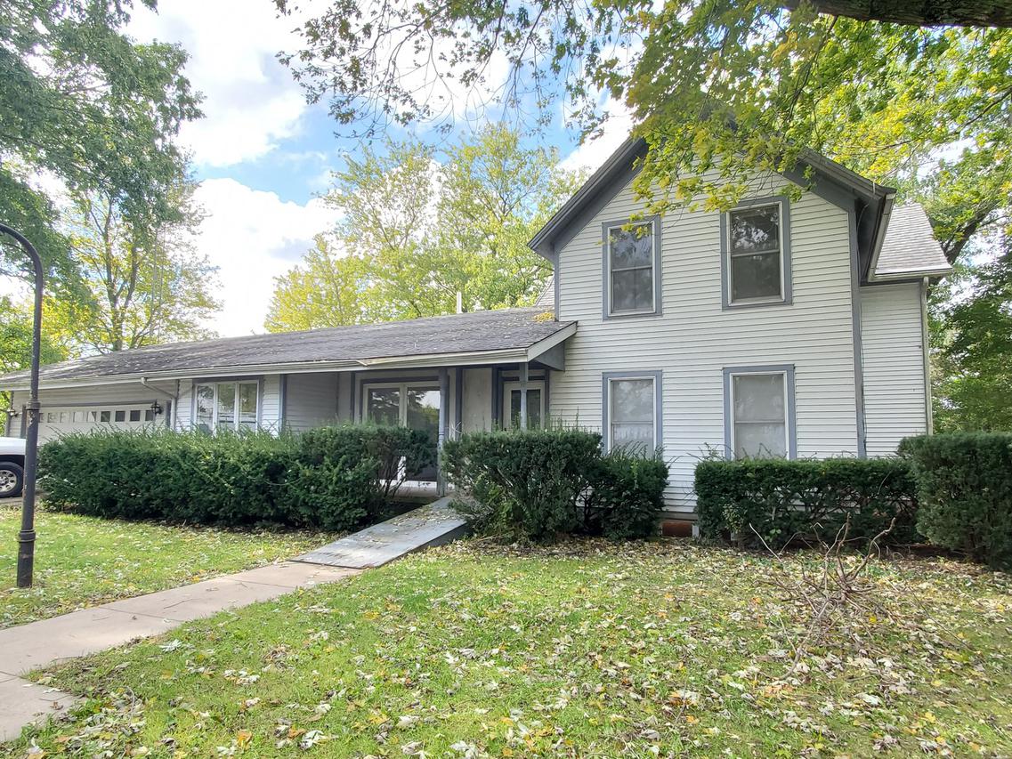 29818 E 1700 North Rd., Saunemin, IL 61769