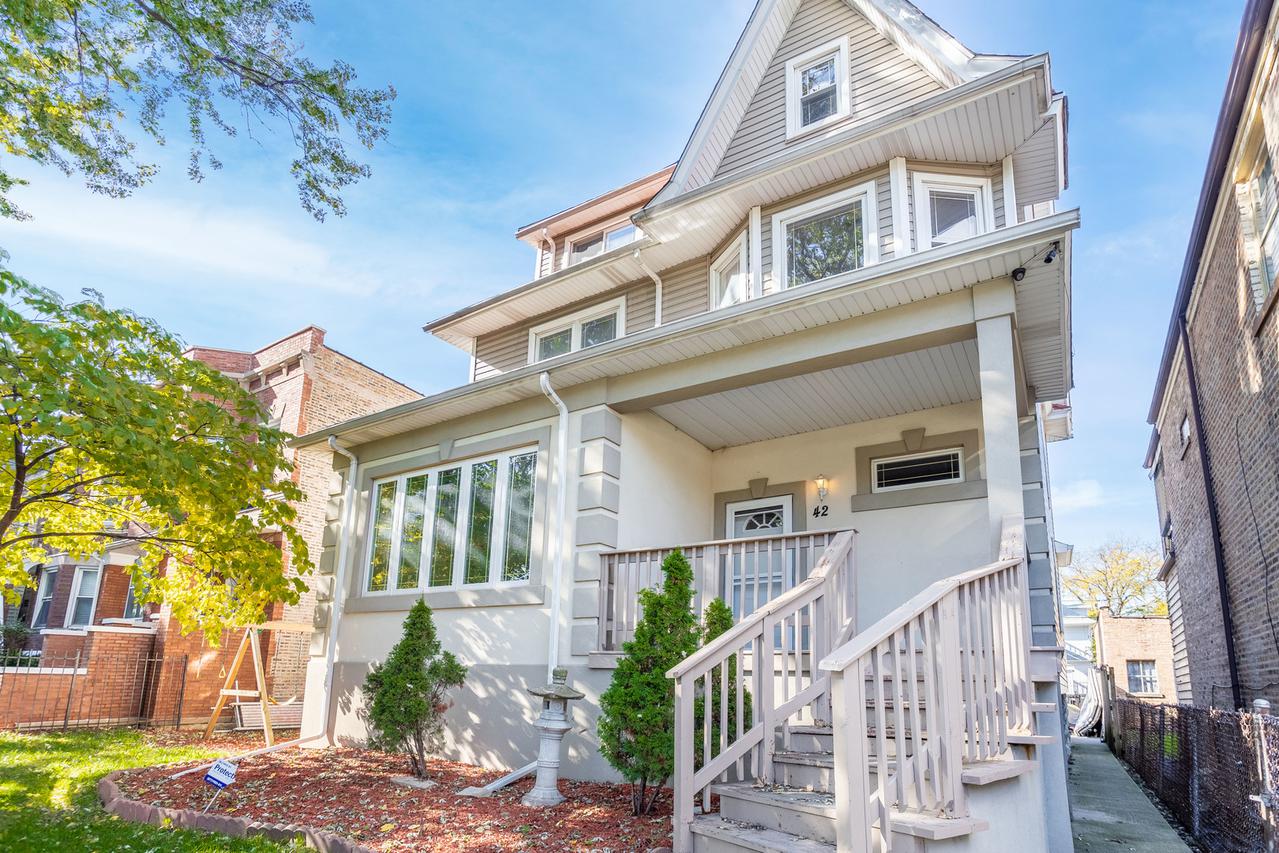 42 N Lockwood Ave., Chicago, IL 60644
