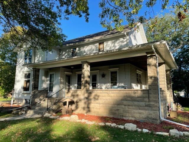 101 Broad St., Lamoille, IL 61330