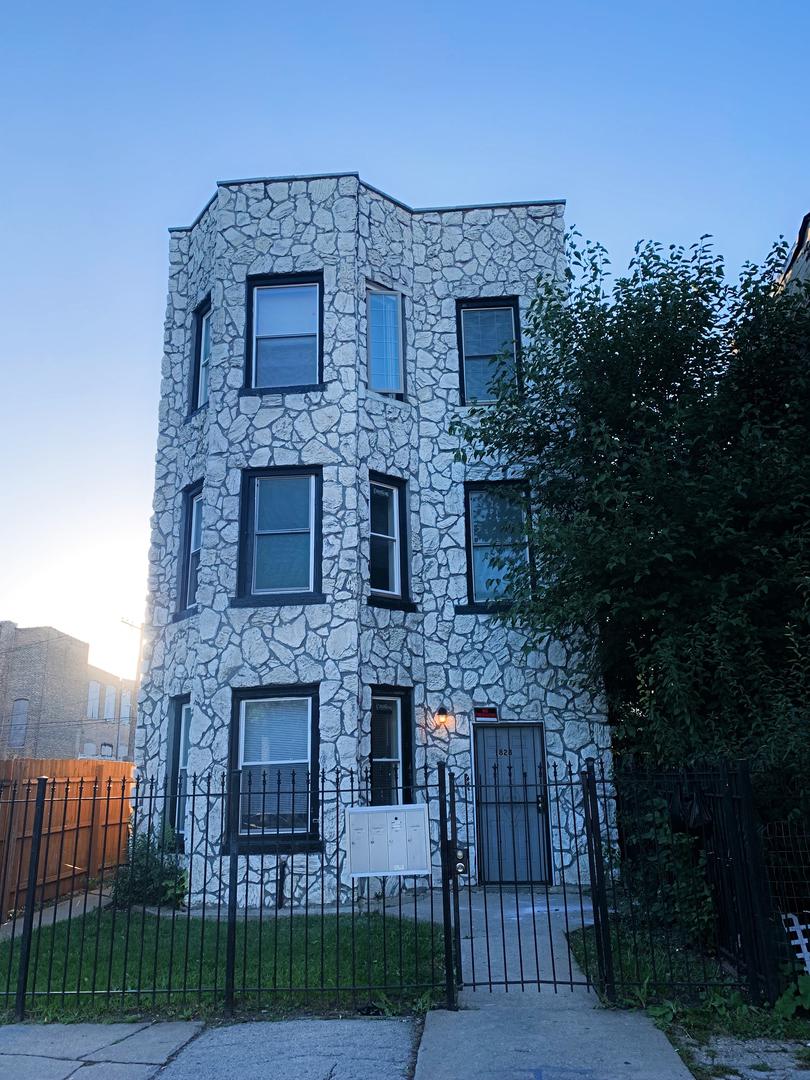 [Address Unavailable], Chicago, IL 60623