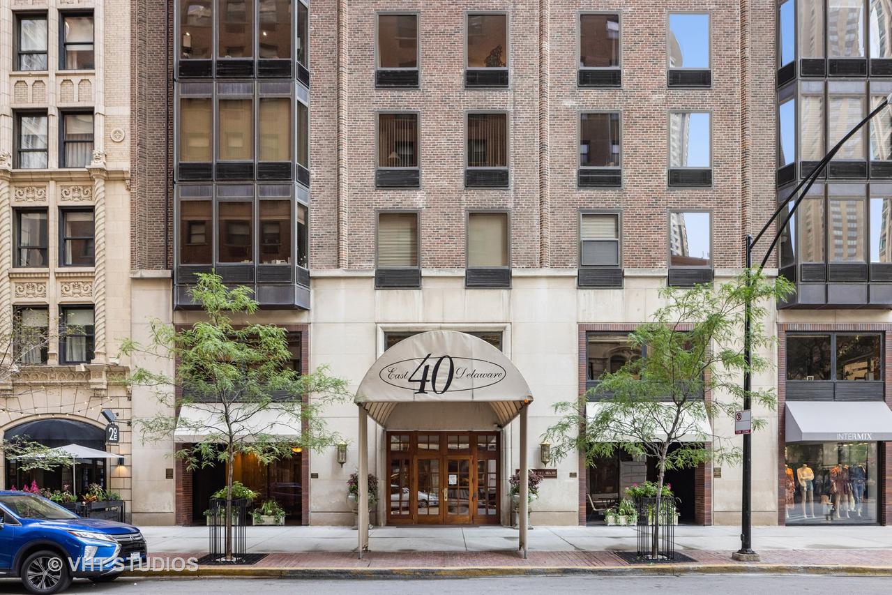 40 E Delaware Pl. #1003, Chicago, IL 60611