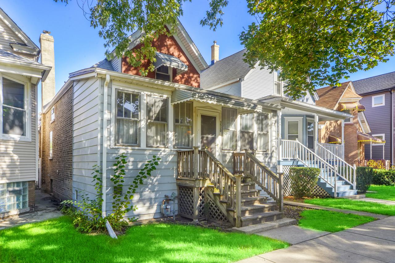 3520 W Melrose St., Chicago, IL 60618