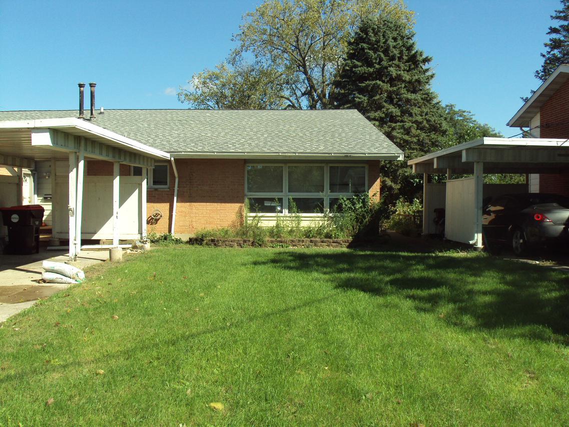 1636 Golfview Cir., Rantoul, IL 61866