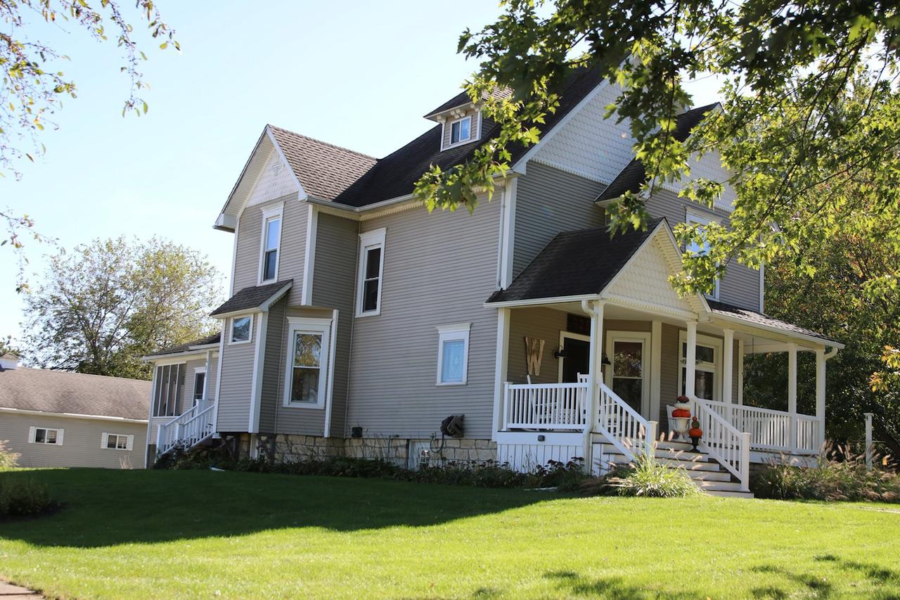 408 S Mason St., Sheffield, IL 61361