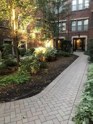 6747 N. Artesian Ave. #3A, Chicago, IL 60645