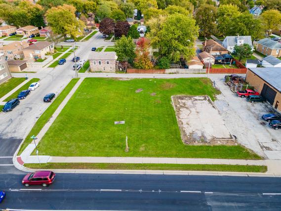 8801 S. Kedzie Ave., Evergreen Park, IL 60805