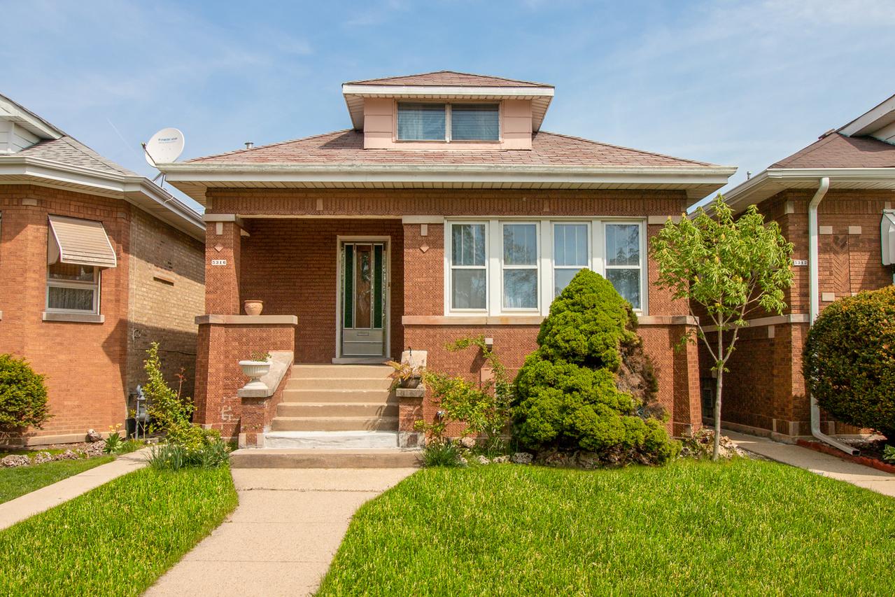 5316 W School St., Chicago, IL 60641