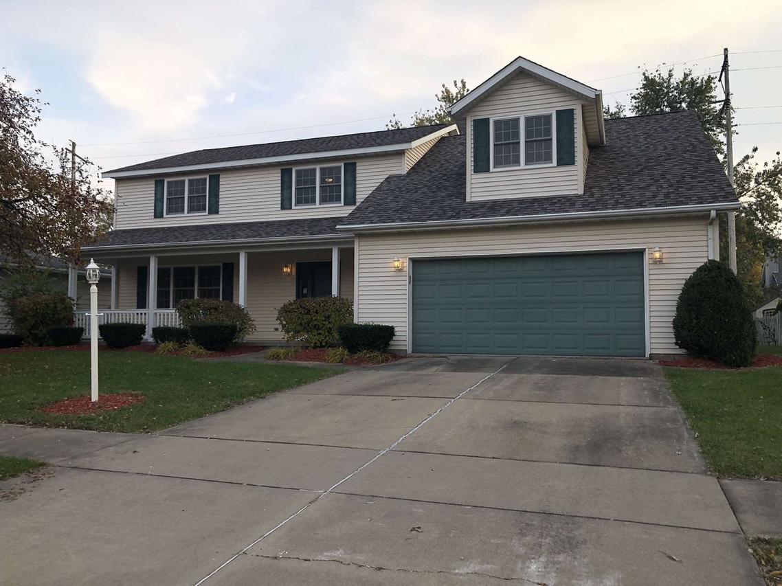 1320 W Walnut St., Chillicothe, IL 61523