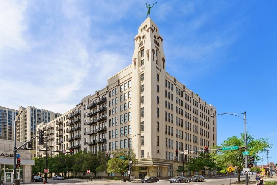 758 N Larrabee St. #311, Chicago, IL 60654